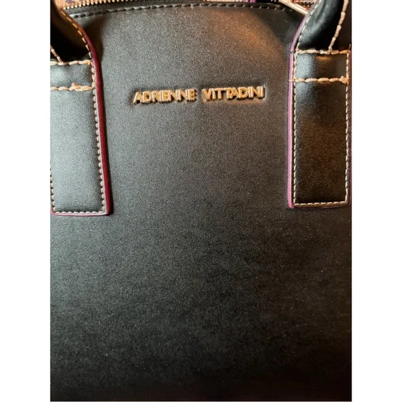 Adrienne Vittadini black classic bag - Picture 7 of 7